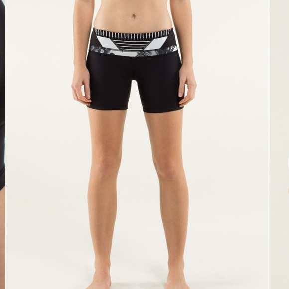 Lululemon-Groove Short- Sz 8- Reversible Bike Short- 5” Inseam- Black & White - Picture 3 of 11